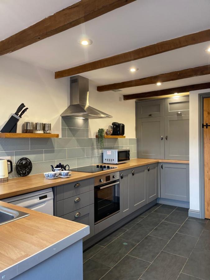 Cilhendre Holiday Cottages - The Dairy Swansea Exterior foto